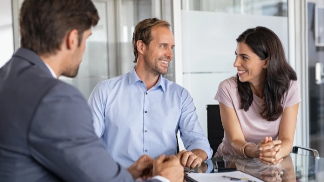 Stop Paying Too Much: How a Tax Advisor Maximizes Your Savings