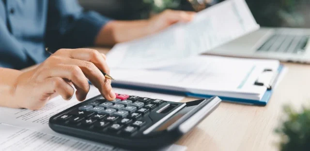 Tax Refund Calculator: Estimate Your Refund with Confidence